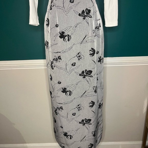 Floral Print Maxi Skirt - Gray and Black - Picture 1 of 5